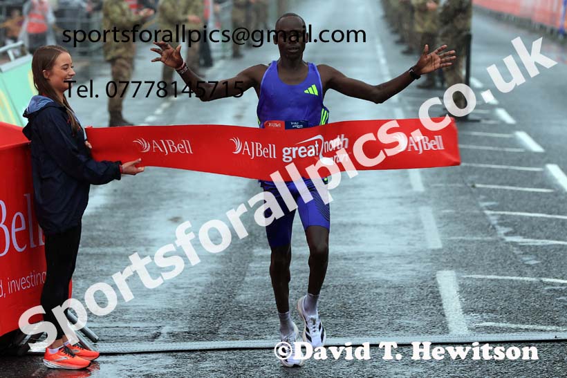 Mens 2024 AJ Bell Great North Run.  Photo: David T. Hewitson/Sports for All Pics